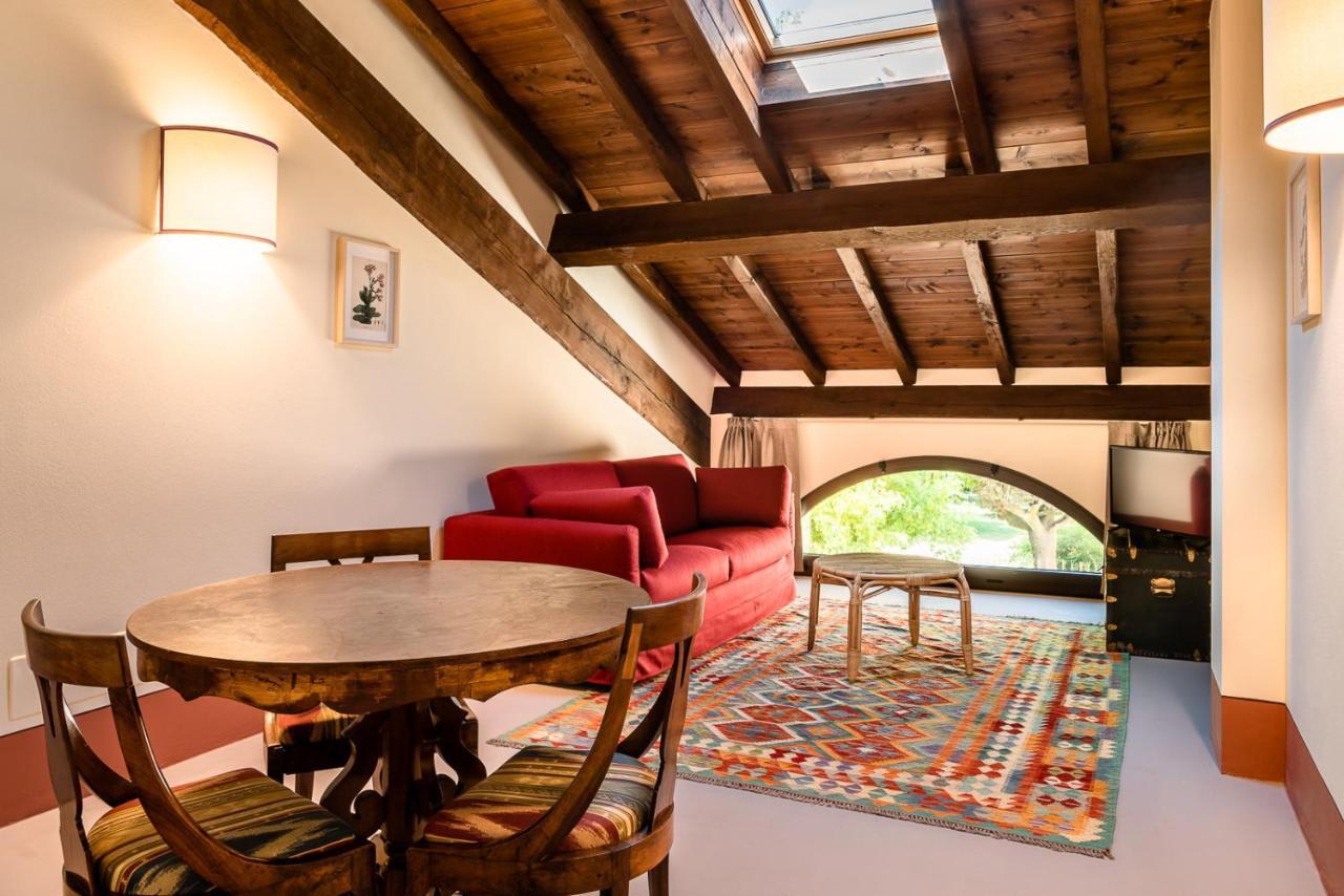 Case Zucchi Bioagriturismo Castelnuovo Fogliani 外观 照片