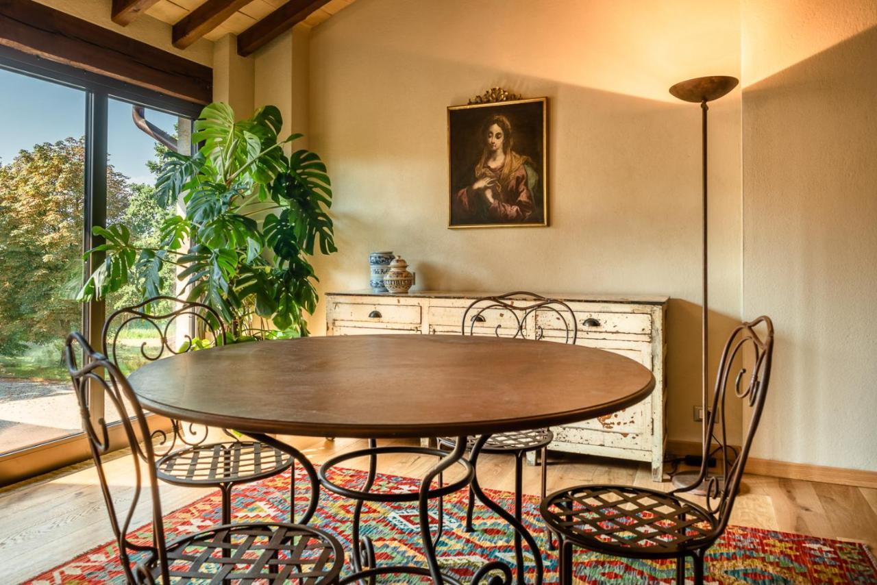 Case Zucchi Bioagriturismo Castelnuovo Fogliani 外观 照片